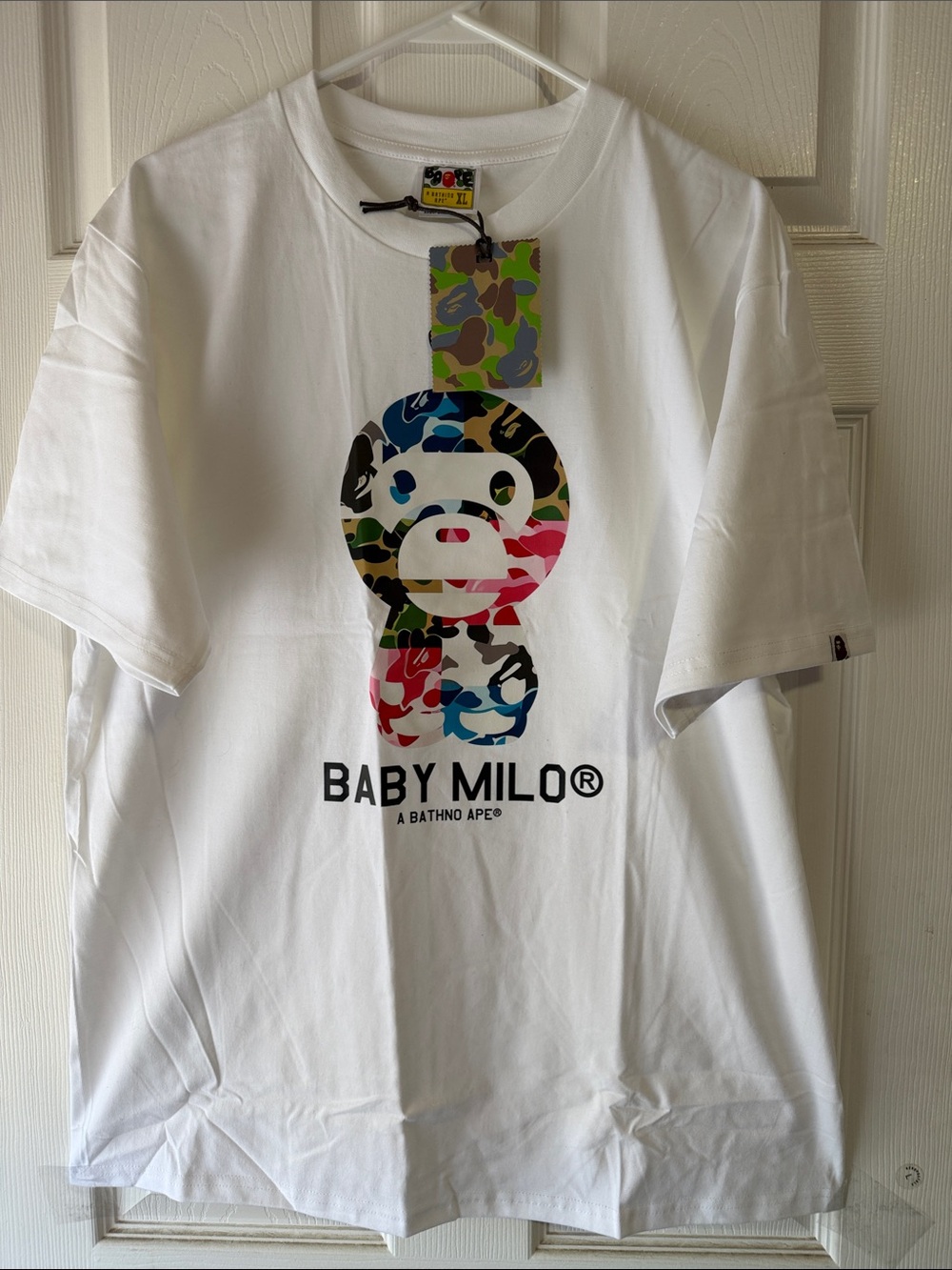 A Bathing Ape BABY MILO® Multicolor Camo Logo White Tee Sz Lg  Nwt
